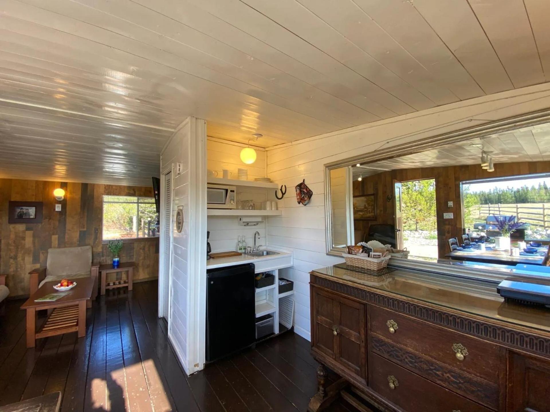 Woodhouse Cottages And Ranch Prince George Exterior photo